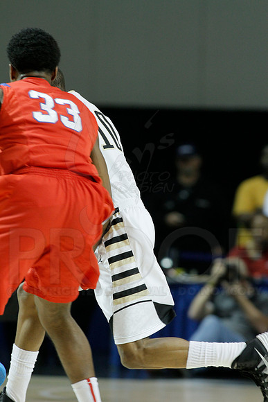 Jonesboro vs. Little Rock Parkview 6A State Boys State Finals 3-15-2014 (© Justin Manning) JWM_0084