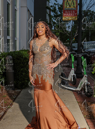 Ky Wilson (Little Rock Central Prom) 4-26-25_JWM_0129