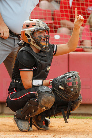 5A State Softball Finals Vilonia vs. White Hall 5-23-2014 (© Justin Manning) JWM_0377