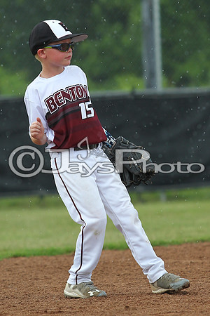 Benton (Cobb) vs. Benton 5-6 year old All-Stars 6-14-2015 (©Justin Manning) JWM_0017