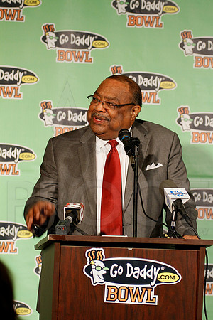 Go Daddy Press Conference & Reception 1-2-12 (Justin Manning)0057