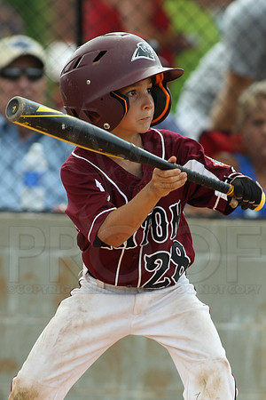 Benton-Midkiff vs. Bryant-Griffin 8 year old (Cal Ripken) 7-20-2014 (©Justin Manning) JWM_024