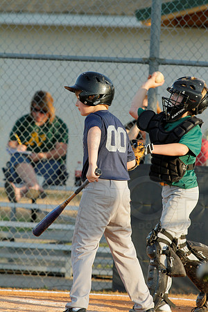 Thunder vs. A's 9-10 year old baseball 4-22-2014 (© Justin Manning) JWM_0053