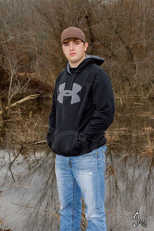 Austin Hicks senior pictures 12-29-13 (�Justin Manning) (�Justin Manning) (�Justin Manning) JWM_0053