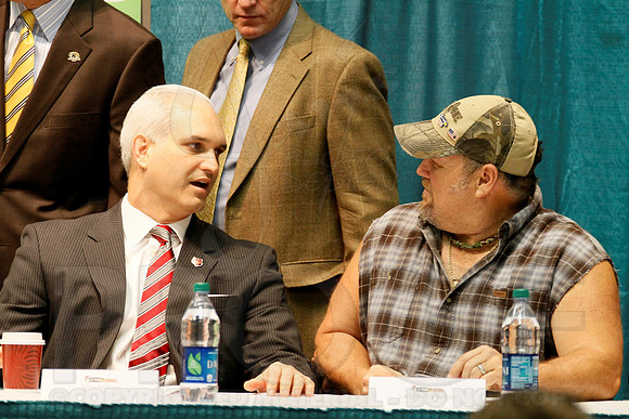 Go Daddy Press Conference (Larry the Cable Guy) & Mayor Luncheon 1-4-13 (Justin Manning)0012