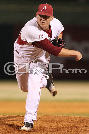 ULM @ Arkansas baseball_0911