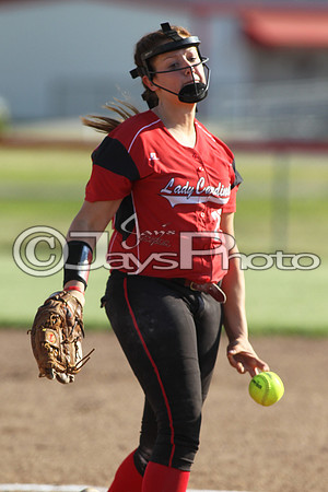 Bauxite @ Harmony Grove softball 4-21-2015 (©Justin Manning) JWM_0308
