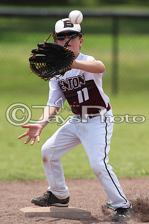 Benton (Cobb) vs. Benton (Jackson) Cal Ripken t-ball All-Stars 7-11-2015 (©Justin Manning) JWM_0010