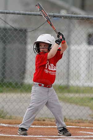 Phillies vs. Razorbacks 5-6 year old baseball 4-3-2014 (© Justin Manning) JWM_0079