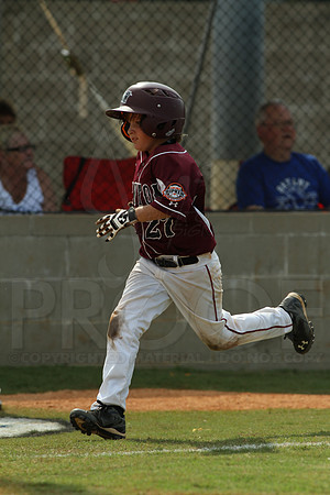 Benton-Midkiff vs. Bryant-Griffin 8 year old (Cal Ripken) 7-20-2014 (©Justin Manning) JWM_150