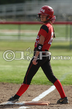 Bauxite @ Harmony Grove softball 4-21-2015 (©Justin Manning) JWM_0128