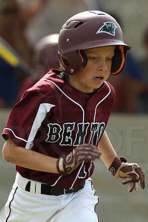 Benton-Midkiff vs. Bryant-Griffin 8 year old (Cal Ripken) 7-20-2014 (©Justin Manning) JWM_180