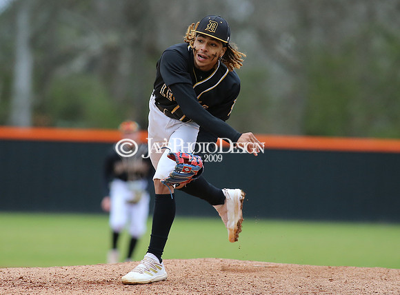 Dequeen @ Malvern baseball 3-18-22_JWM_0130