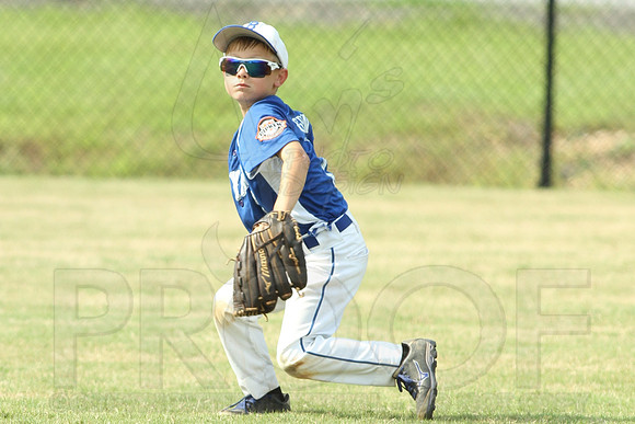 Benton-Midkiff vs. Bryant-Griffin 8 year old (Cal Ripken) 7-20-2014 (©Justin Manning) JWM_276