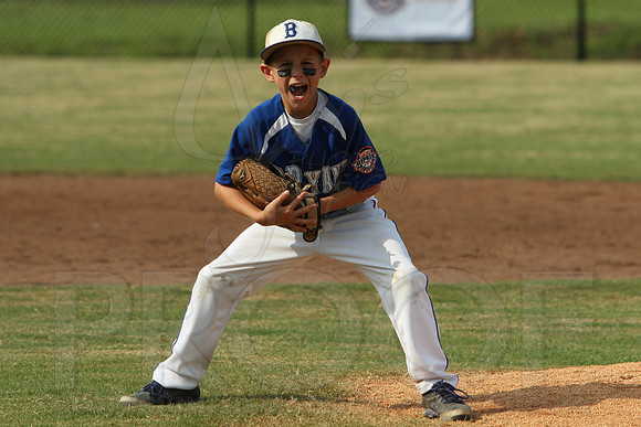 Benton-Midkiff vs. Bryant-Griffin 8 year old (Cal Ripken) 7-20-2014 (©Justin Manning) JWM_338