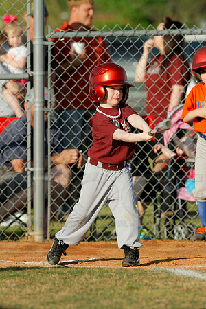 Panthers @ Mets 5-6 year old baseball 4-22-2014 (© Justin Manning) JWM_0095