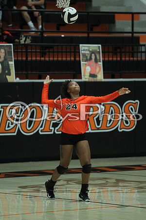 Sheridan @ Malvern Volleyball 9-11-17_JWM00395