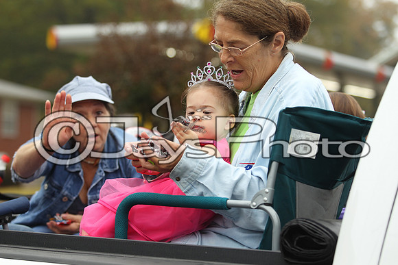 East End Parade 11-4-17_JWM0100