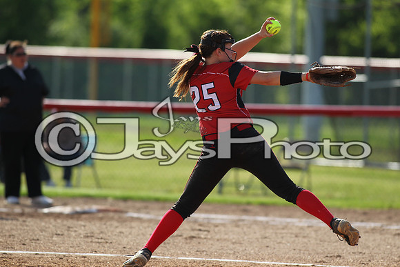 Bauxite @ Harmony Grove softball 4-21-2015 (©Justin Manning) JWM_0201