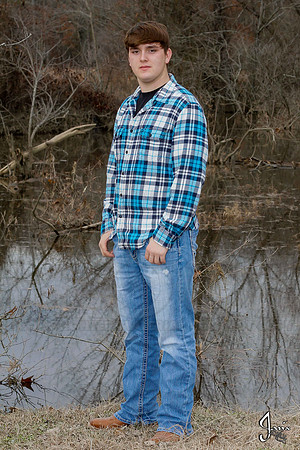 Austin Hicks senior pictures 12-29-13 (�Justin Manning) (�Justin Manning) (�Justin Manning) JWM_0051