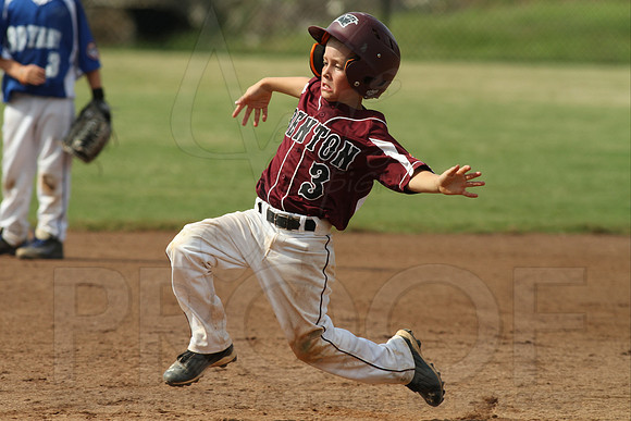 Benton-Midkiff vs. Bryant-Griffin 8 year old (Cal Ripken) 7-20-2014 (©Justin Manning) JWM_252