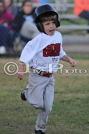 Bomb Squad vs Tigers 6-7 year old (Pitching Machine) 4-27-2015 (©Justin Manning) JWM_0028