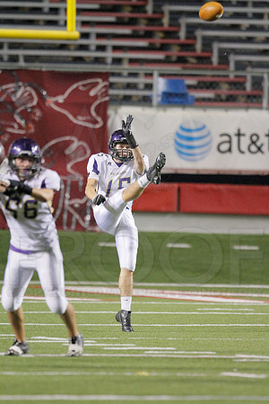 Stuttgart vs. Ozark 12-8-12 (Justin Manning)0203