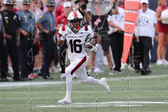 Arkansas State @ Arkansas 9-6-25_JWM_2086