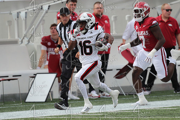 Arkansas State @ Arkansas 9-6-25_JWM_2103