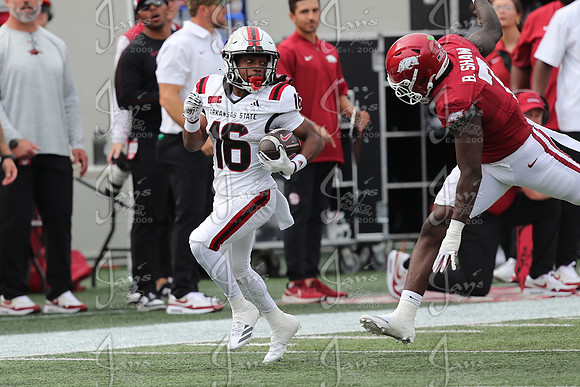 Arkansas State @ Arkansas 9-6-25_JWM_2092