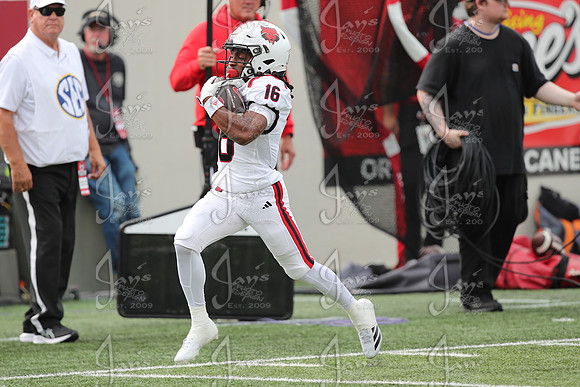 Arkansas State @ Arkansas 9-6-25_JWM_2108