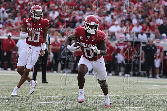 Arkansas State @ Arkansas 9-6-25_JWM_1690