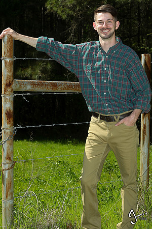 Devin Guthrie senior pictures_JWM_0001