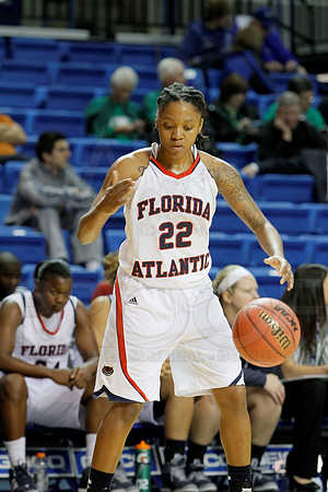 Florida Atlantic vs. UL-Monroe Women's JWM0135 (©Justin Manning)