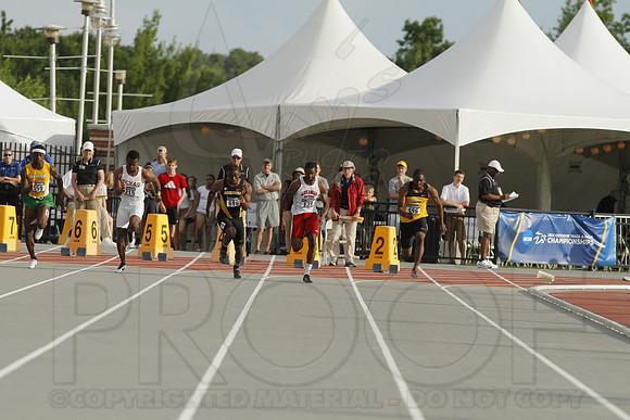 NCAA West Track and Field Preliminaries 5-30-2014 (© Justin Manning) JWM_0185
