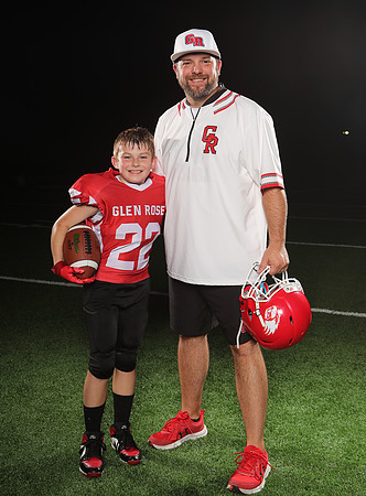 4th & 6th Grade Peewee Football Team Photos 9-23-25_JWM_0104