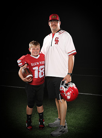 4th & 6th Grade Peewee Football Team Photos 9-23-25_JWM_0107