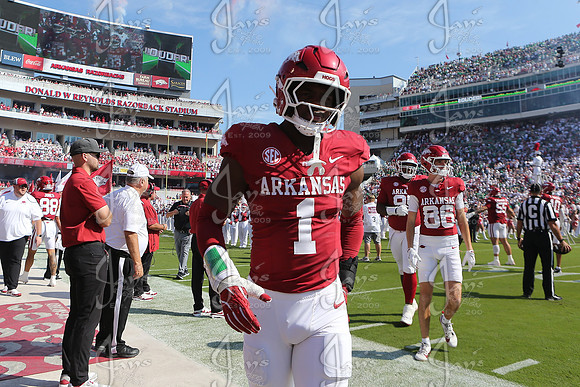 Notre Dame @ Arkansas 9-27-25_JWM_0091