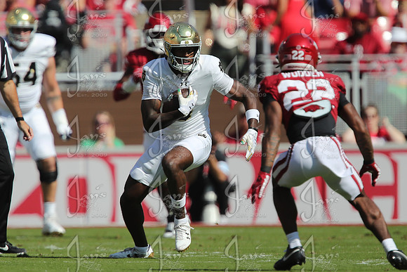 Notre Dame @ Arkansas 9-27-25_JWM_0590