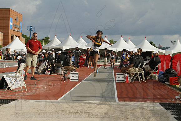 NCAA West Track and Field Preliminaries 5-30-2014 (© Justin Manning) JWM_0100