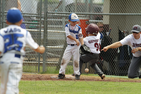 Benton vs. Sylvan Hills 5-6 year old All Stars 7-11-2014 (©Justin Manning) JWM_149