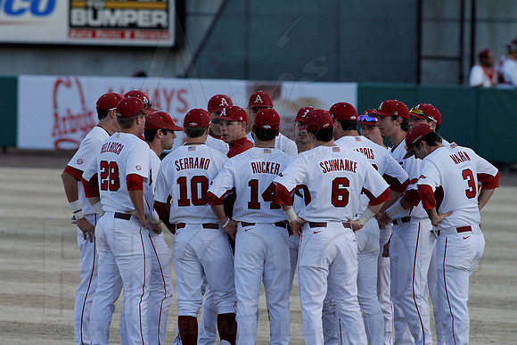 Miss Valley State @ Arkansas Baseball 3-27-13 (© Justin Manning) JWM0009