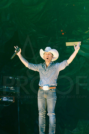 Justin Moore Concert 4-25-2014 (© Justin Manning) JWM_0369