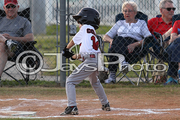 Bomb Squad vs. Cardinals 6-7 year old (Pitching Machine) 5-5-2015 (©Justin Manning) JWM_0126