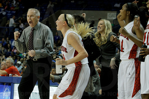 7A Girls State Finals-Fort Smith Northside vs. Conway 3-13-2014 (© Justin Manning) JWM_0140