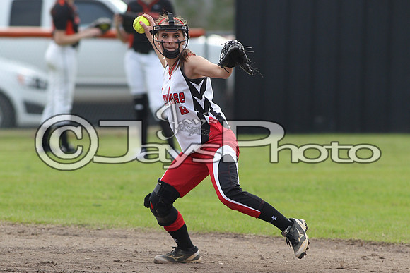 Glen Rose @ Malvern Softball 3-16-2015 (©Justin Manning) JWM_383