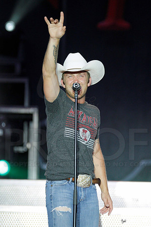 Justin Moore Concert 8-4-12(Justin Manning)110