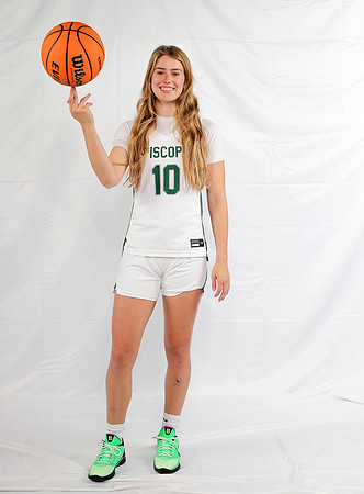 Episcopal Winter Sports Banners 11-9-25_JWM_0135