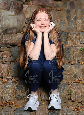 Campbell Marlow (Nurse Graduation Photos) 11-10-25_JWM_0009