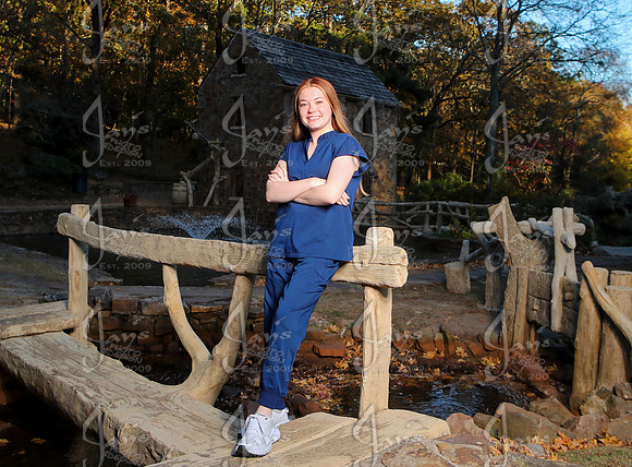 Campbell Marlow (Nurse Graduation Photos) 11-10-25_JWM_0004